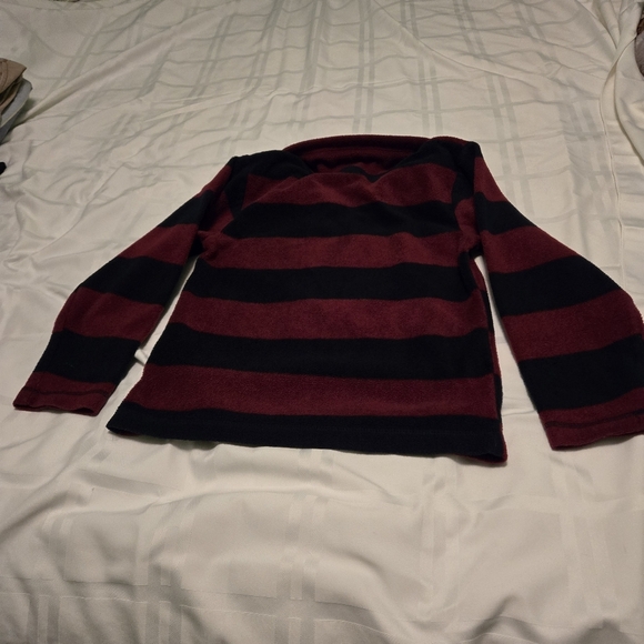 Lot of 2 Boys shirts size 5 and 5/6 *Place* and OshKosh - Picture 9 of 12